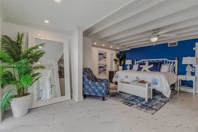 Building Photo - 16 North Dr