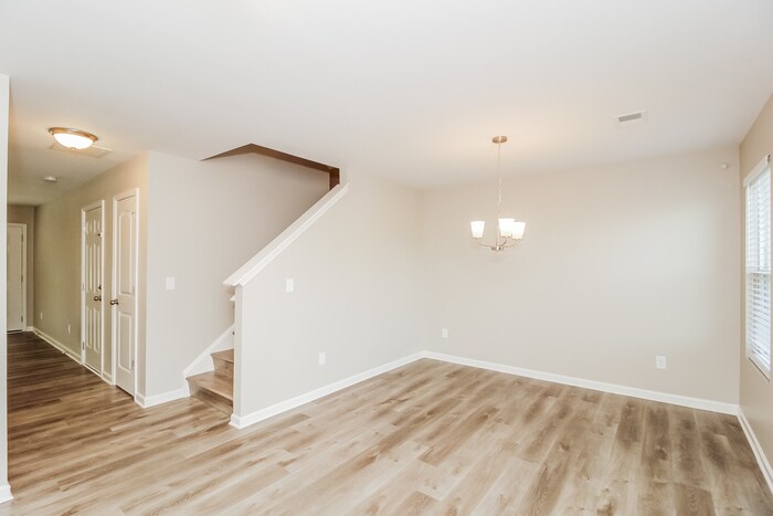 Building Photo - 505 Brady Dr