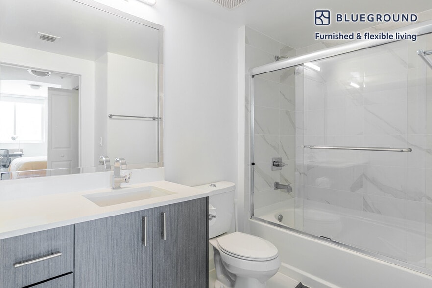 Building Photo - 729 NW 2nd St