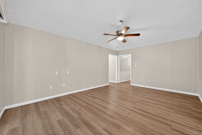 Building Photo - 108 Belvedere Dr