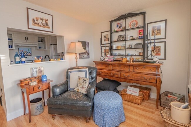 Building Photo - 432 Humphrey St