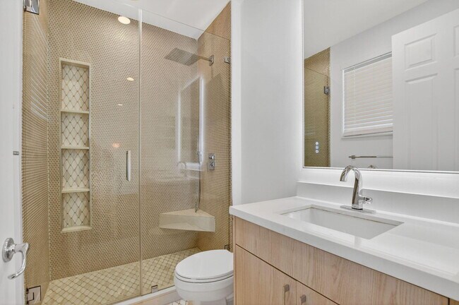 Building Photo - 9551 Barletta Winds Point
