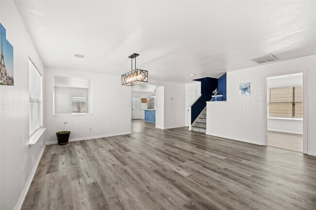 Primary Photo - 322 Remington Harbor Ct