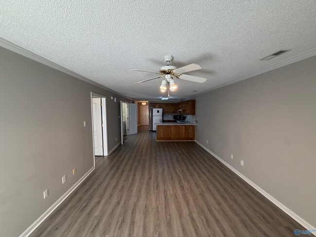 Building Photo - 2405 Halifax Pl SW