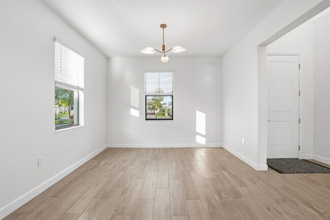 Building Photo - 18579 Ives Dr