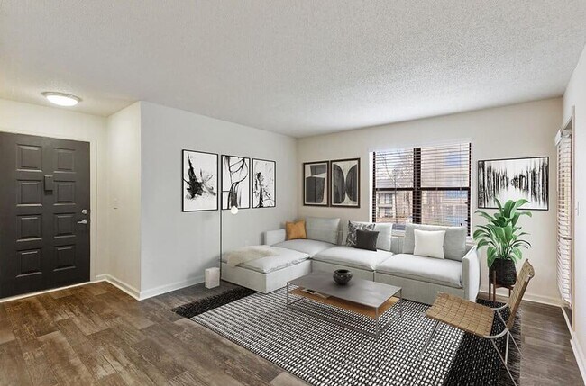 Building Photo - 3500 Windcliff Dr SE