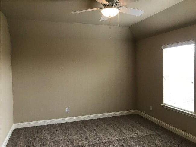 Building Photo - 7500 Mitra Dr