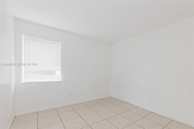 Building Photo - 2020 NW 119th St