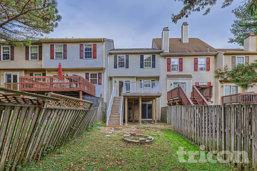 Building Photo - 3326 Midland Ct