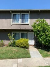 Building Photo - 2126 Rio Barranca Ct