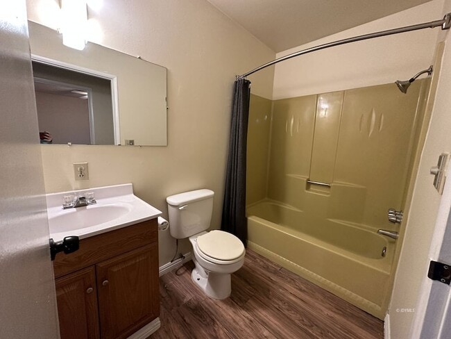 Building Photo - 25840 CA-243