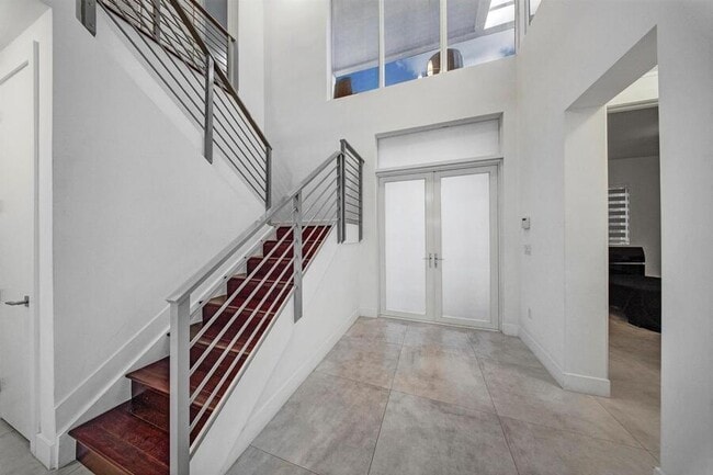 Building Photo - 10081 NW 75th Terrace