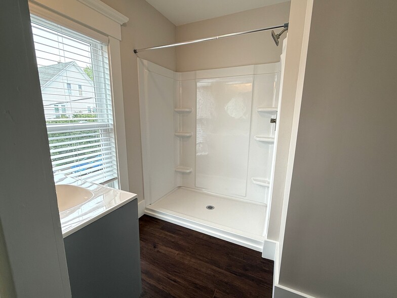 Bathroom 2 (primary) - 111 S State St