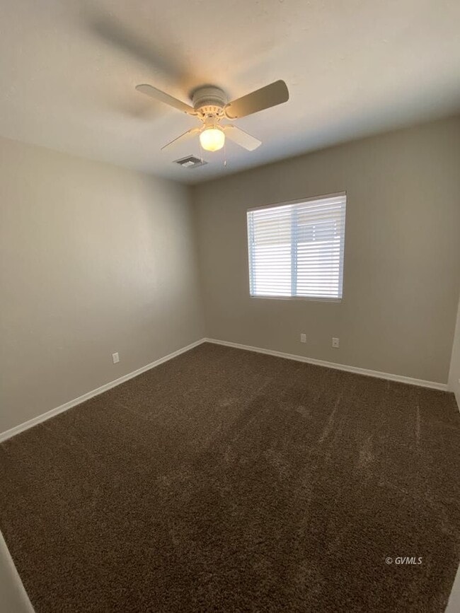 Building Photo - 1180 Coventry Dr