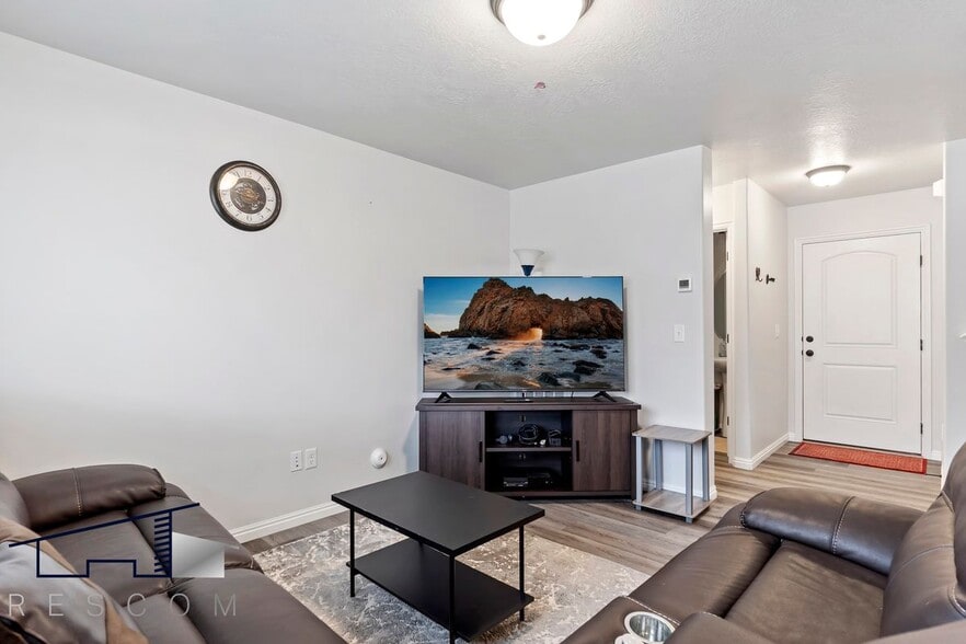 Building Photo - 2914 W 3885 S