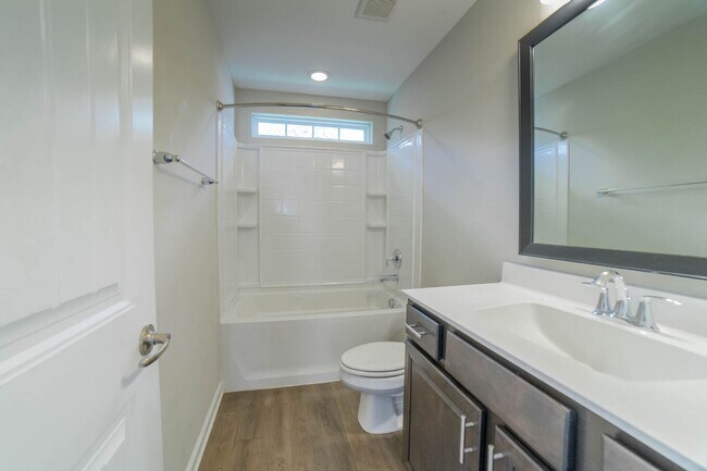 Building Photo - Available Now! ?? ?? ??!