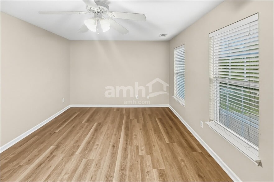 Building Photo - 1808 Bunting Way Dr