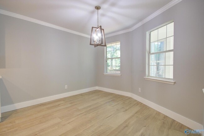 Building Photo - 205 Jarrett Ln