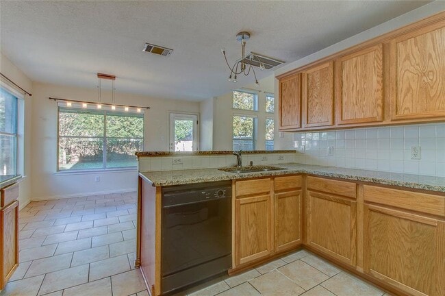 Building Photo - 17508 Dell City Dr