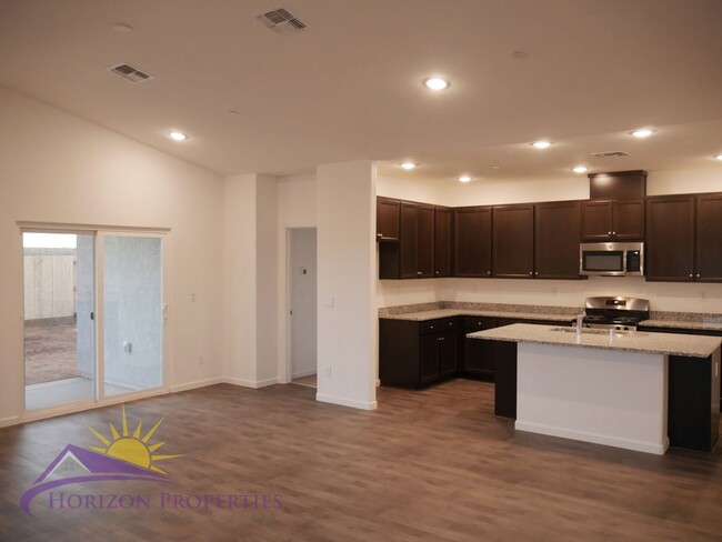 Building Photo - Modern 4 Bed 3 Bath 1,977 Sq. Ft. Wheatlan...