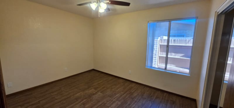 Building Photo - 1041 N Mesa Dr