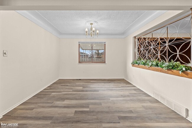 Building Photo - 11050 Irene Ave