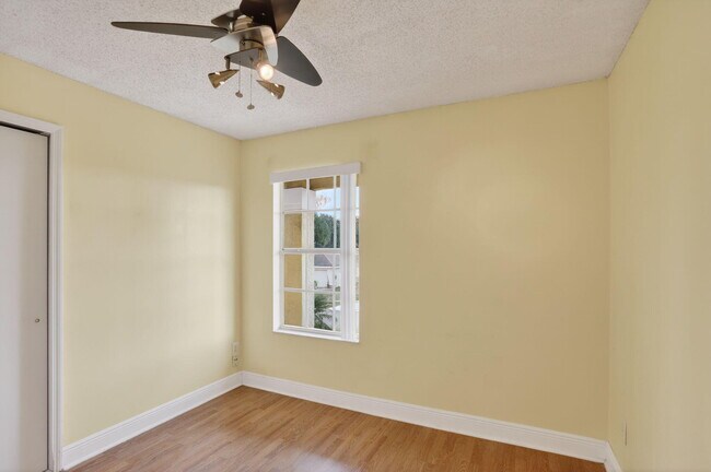 Building Photo - 14912 White Magnolia Ct