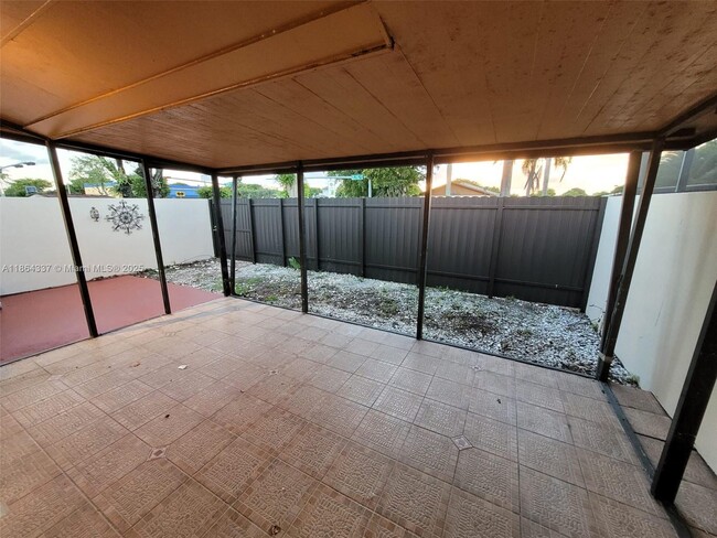 Building Photo - 5510 SW 139th Pl