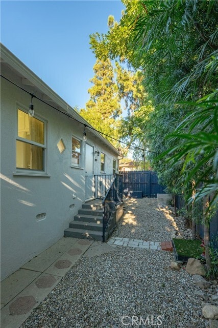 Building Photo - 252 E Scenic Dr