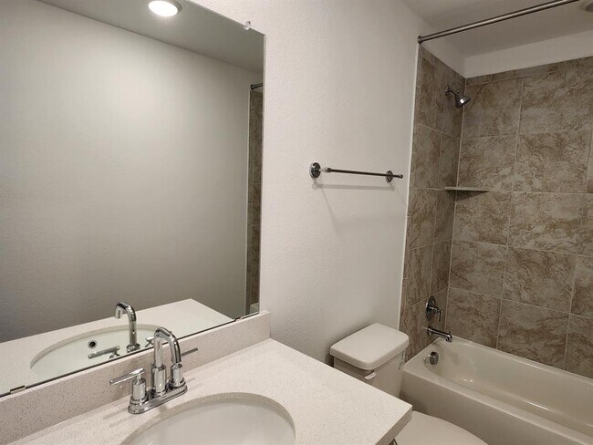 Building Photo - 202 Doodle Ln