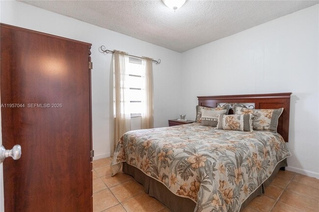 Building Photo - 4420 SW 114th Ct