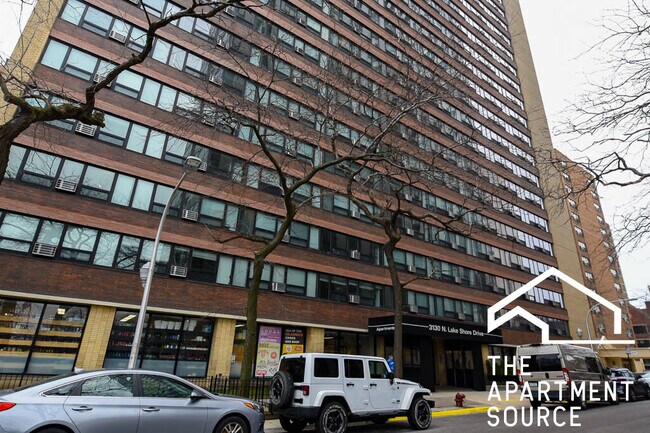 Building Photo - 3130 N Lake Shore Dr