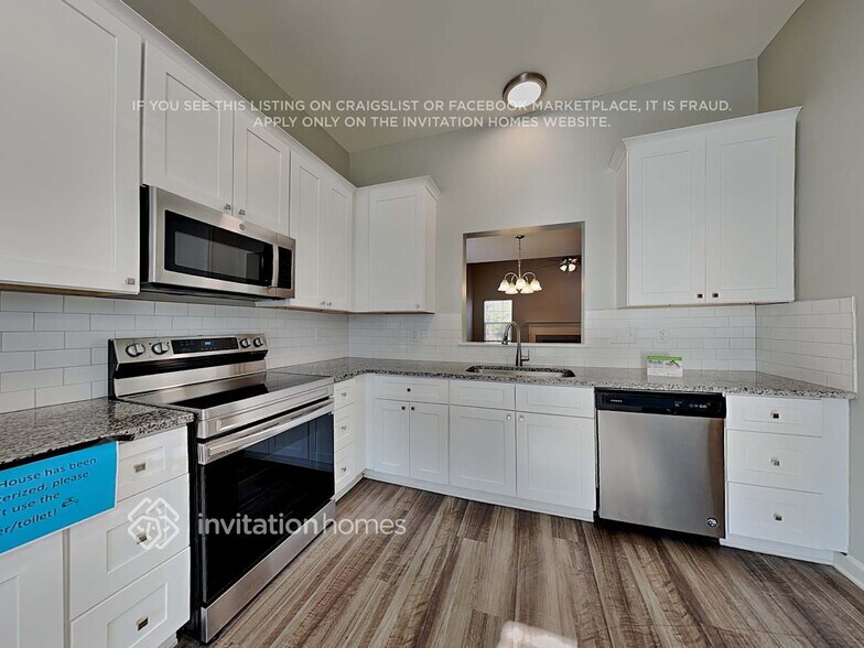 Building Photo - 10526 Wilson Glen Dr