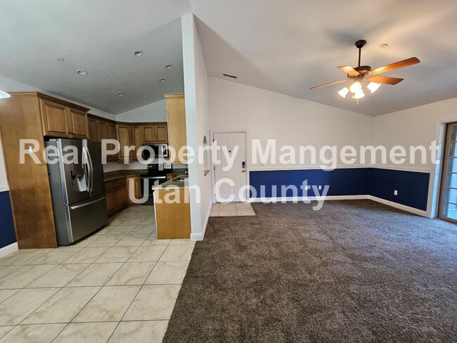 Building Photo - Reduced Price~Pet Friendly Condo