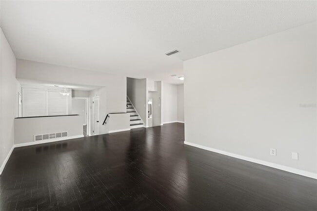 Building Photo - 47 Kathy Dr