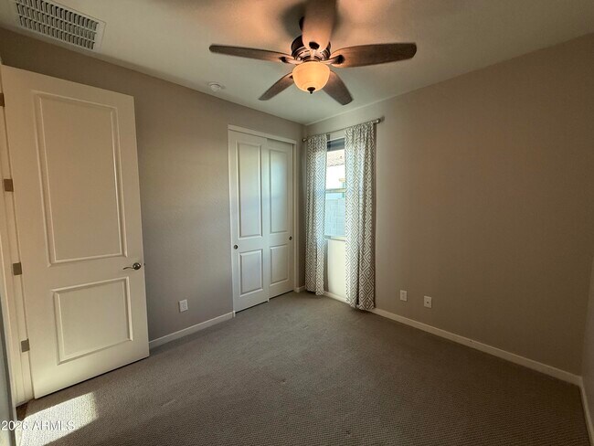 Building Photo - 9458 Thatcher Ave