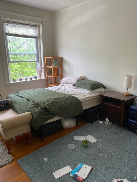 Building Photo - 187 Winthrop Rd