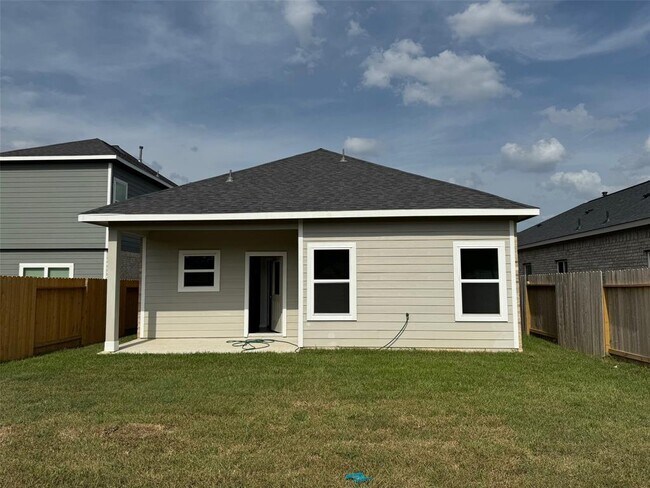 Building Photo - 27395 Axis Deer Trl