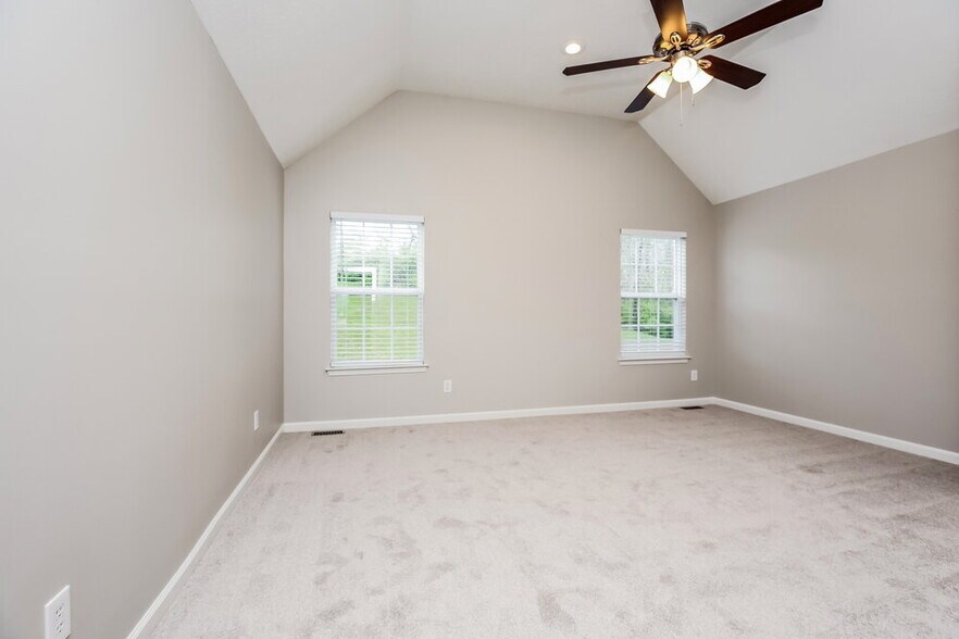 Building Photo - 165 Claybrook Ln