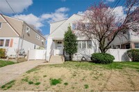 Building Photo - 193 Nassau Blvd