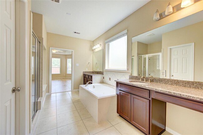 Building Photo - 5035 Bloomfield Pass Ct