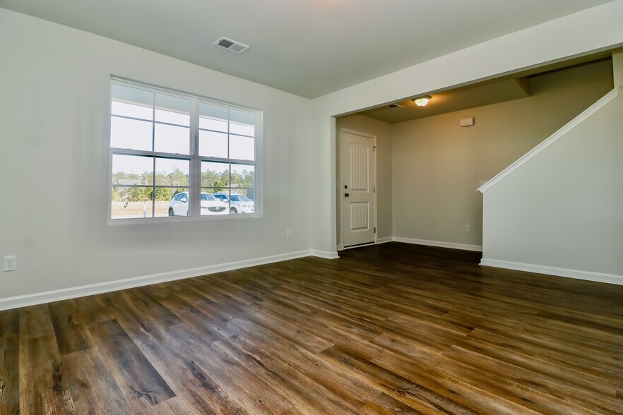 Building Photo - 359 Tondee Wy