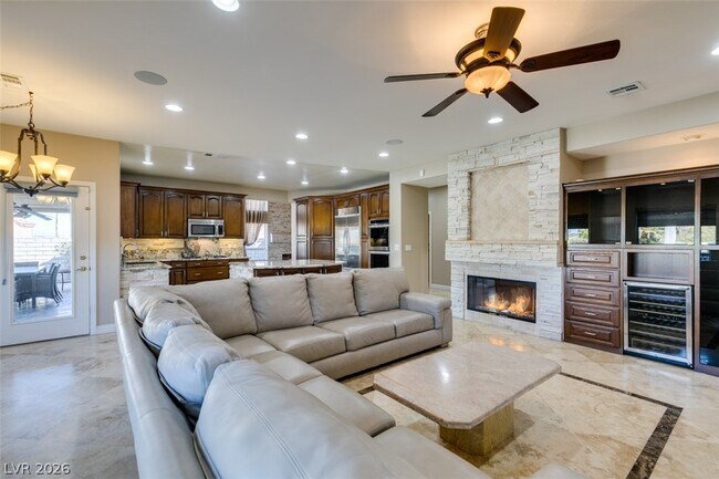 Building Photo - 54 Grossinger Ct