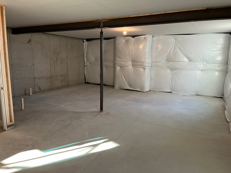 Building Photo - 4176 Trapper Lake Dr