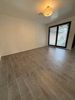 Building Photo - 4204 NW 51st St