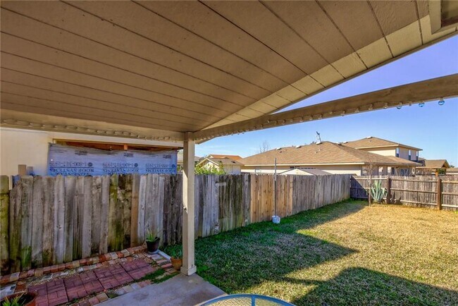 Building Photo - 12808 Chime Dr