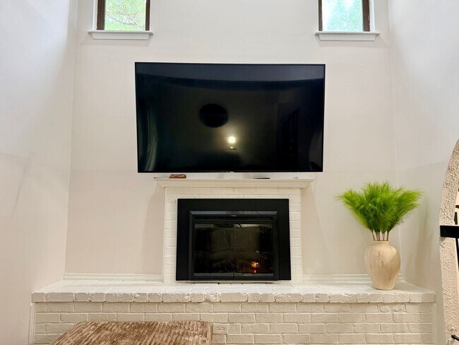 Building Photo - Gorgeous Single Family 4 bedroom furnished rental in Green Run
