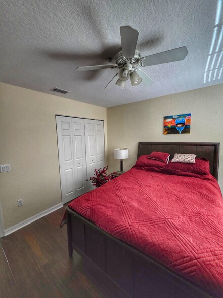 Building Photo - 7661 Sweetbay Cir