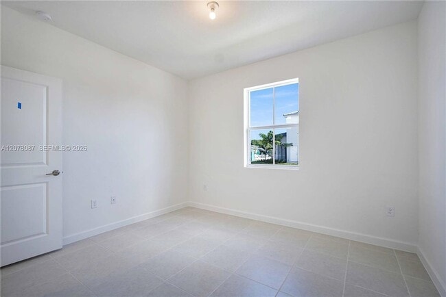 Building Photo - 18672 SW 136th Ct