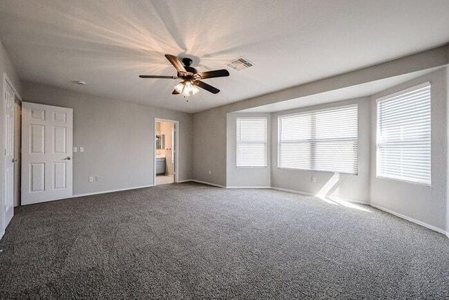 Building Photo - Introducing a stunning 4-bedroom, 2.5-bath...